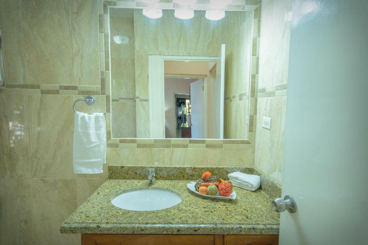 Tropical Escape Villa Ocho Rios Exterior photo